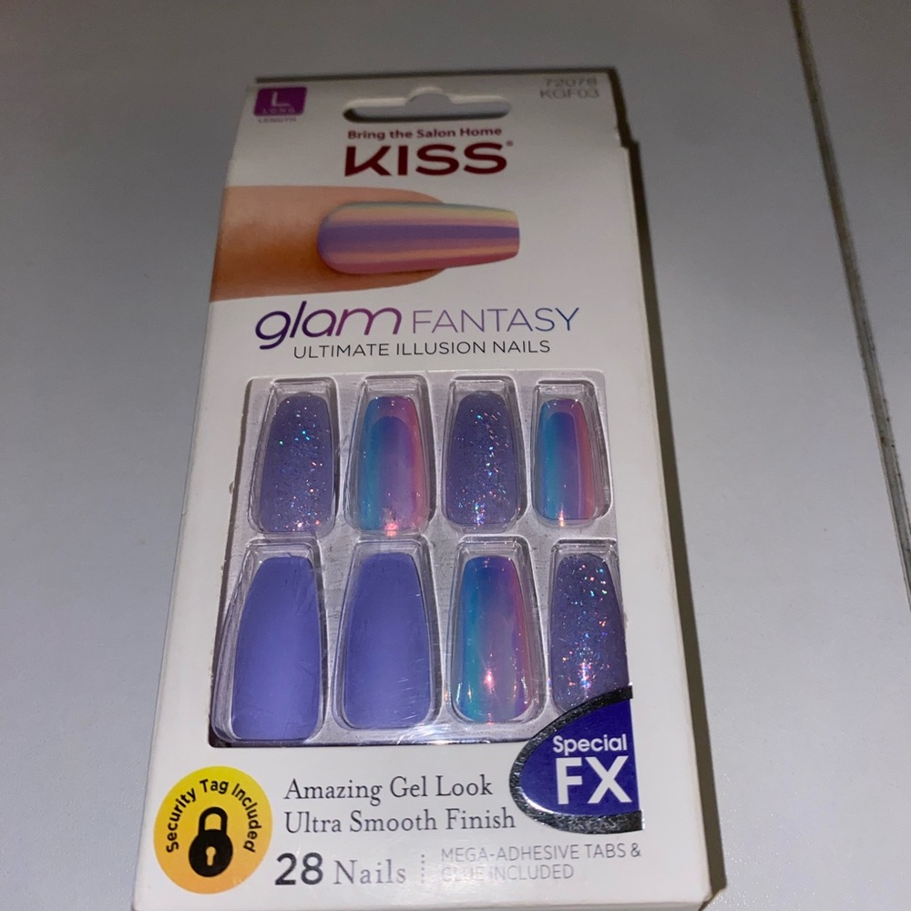 Kiss press on nails